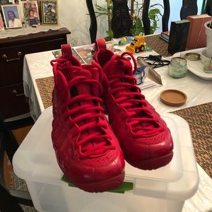 Red October foamposite